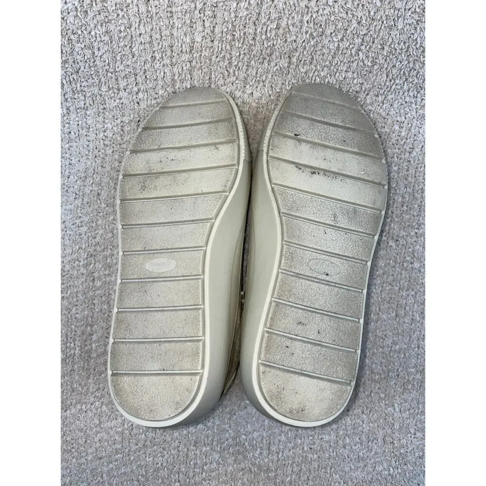 DR SCHOLLS Women’s 8.5 Time Off Max Platform Sneakers Metallic Anti-Odor Recycle